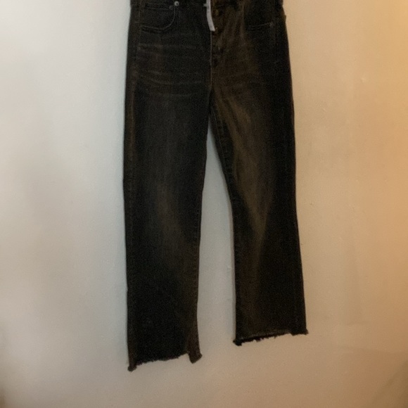 NWT AMERICAN EAGLE 🦅 BLACK WASH HI RISE CROP FLARE - Picture 13 of 16
